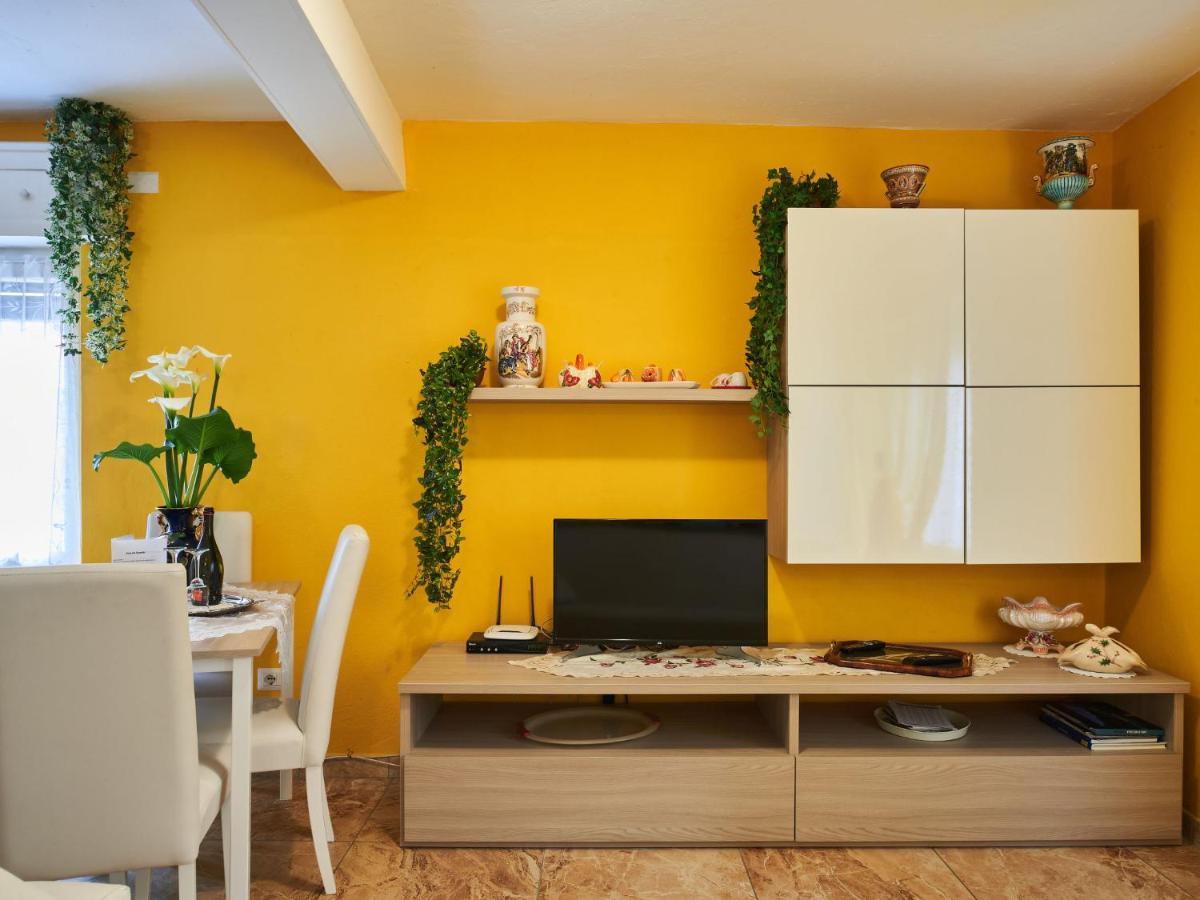 Apartment Casa Del Pergulin - Lmz325 By Interhome Verceia ภายนอก รูปภาพ